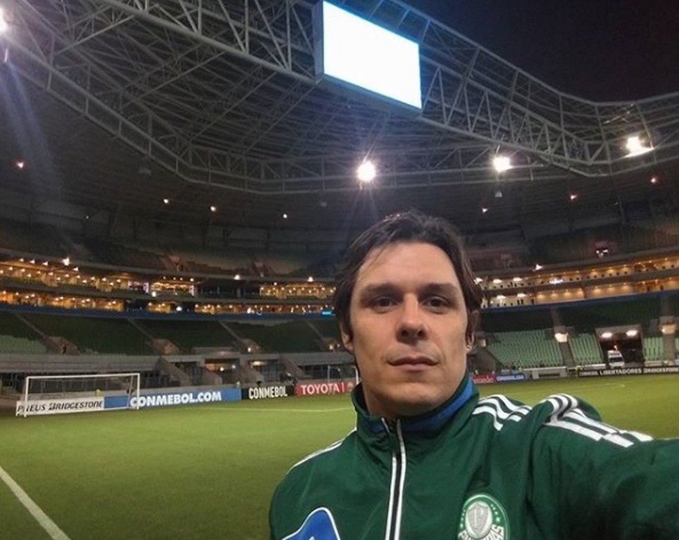 Palmeiras vai reproduzir cantos da torcida - Marcos Costi, locutor do estádio do Palmeiras
