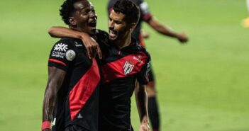 Atlético-GO vence Fla e impõe 2ª derrota a Domenec