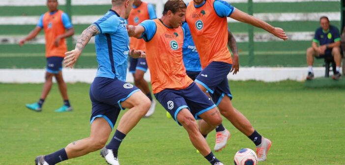 Contraprova indica que 90% dos jogadores do Goiás que testaram positivo estão com covid-19