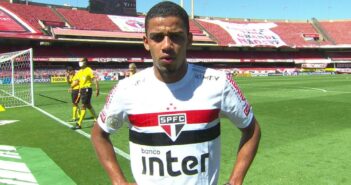 Herói no clássico, Brenner dedica gol a preparador físico e diz O São Paulo é gigante