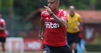 São Paulo e Grêmio esfriam troca de Everton por Luciano