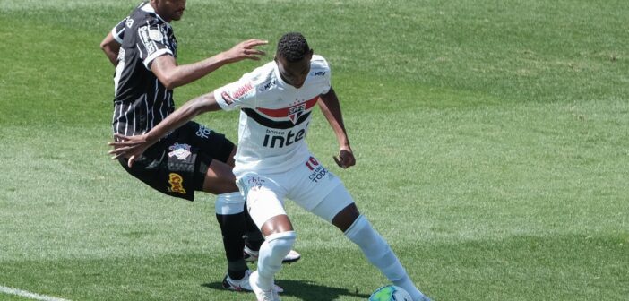 STJD suspende Jô por 2 jogos por causa de “ato hostil” contra zagueiro do São Paulo