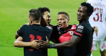 Veja os melhores momentos da vitória do Atlético-GO sobre o Fluminense pela Copa do Brasil