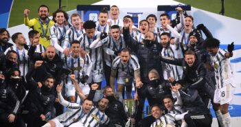 Juventus vence Napoli e conquista título da Supercopa da Itália, primeiro com Pirlo